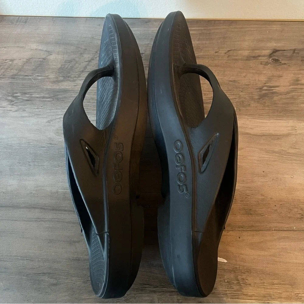 OOFOS Unisex OOriginal Black Flip Flop Sandals Comfort Recovery EU 45